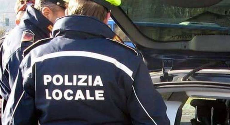Controllo del Vicinato:  individuato e fermato automobilista in stato di ebbrezza,  privo di patente